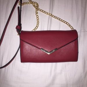 red purse